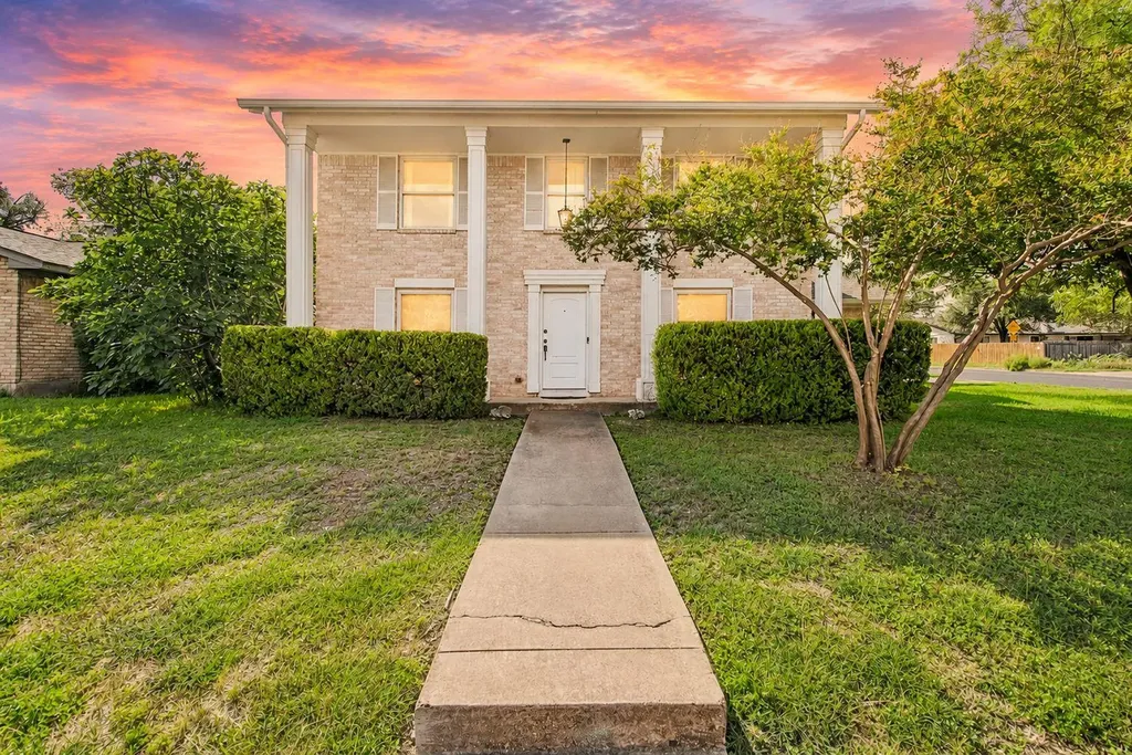 10101 Parkfield Drive Austin TX 78758
