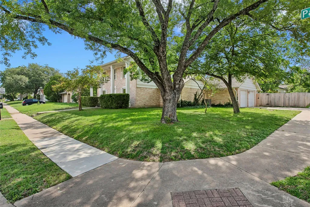 10101 Parkfield Drive Austin TX 78758