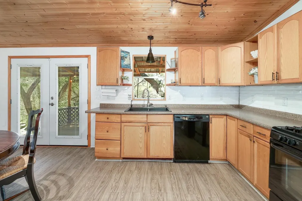 17311 Whippoorwill Trail Lago Vista TX 78645