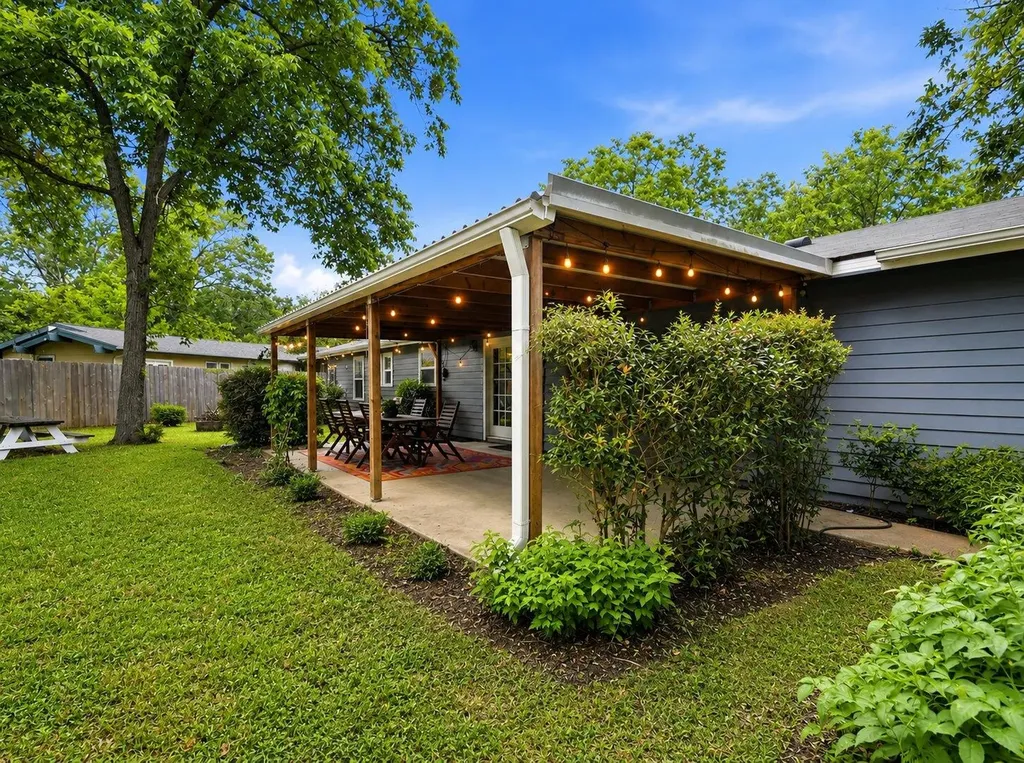 6203 Brookside Drive Austin TX 78723