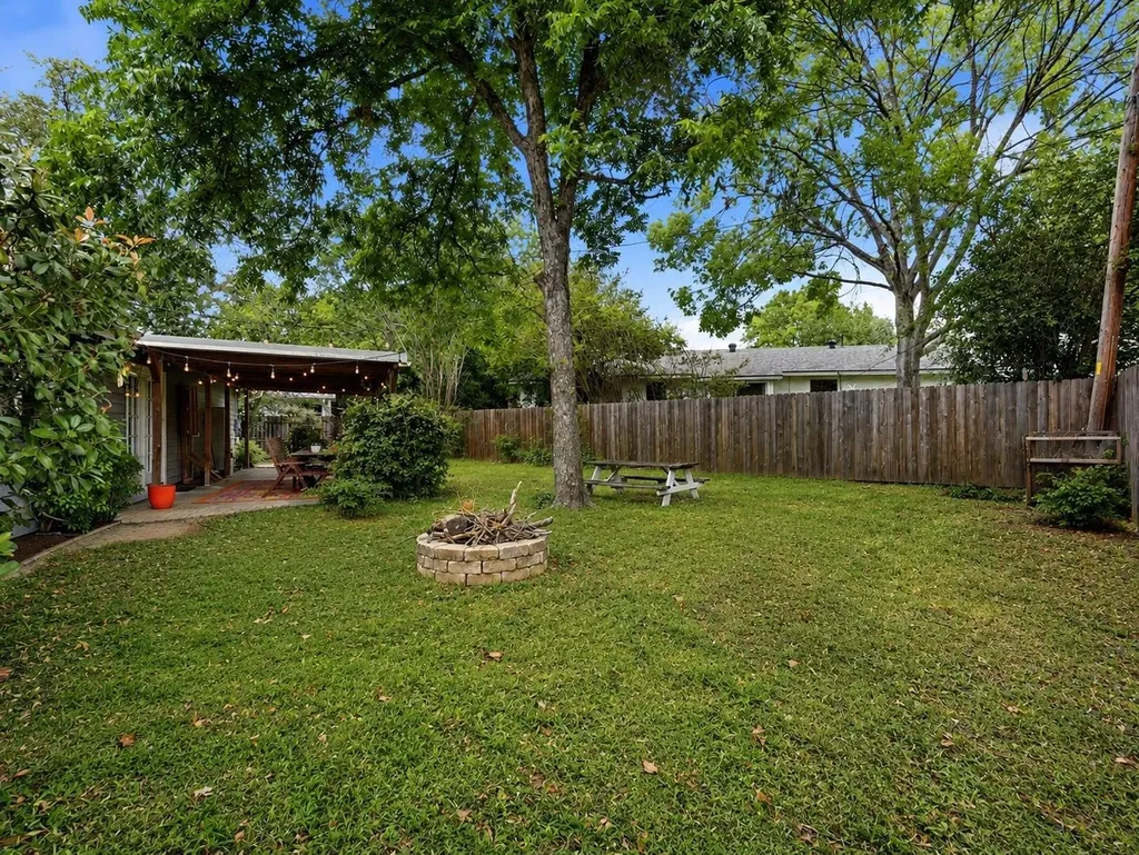 6203 Brookside Drive Austin TX 78723