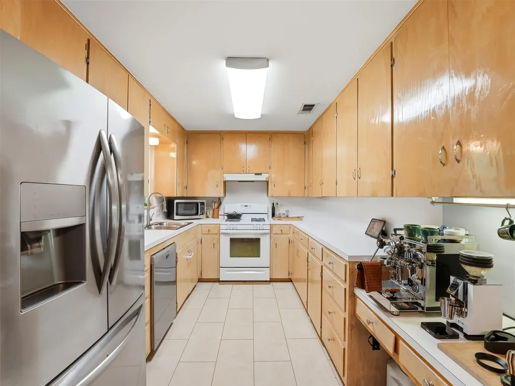 6203 Brookside Drive Austin TX 78723
