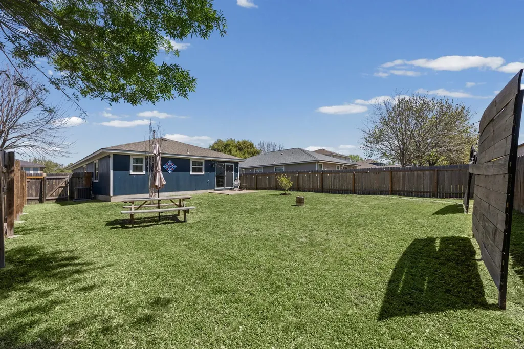 6809 Sabrina Drive Austin TX 78747
