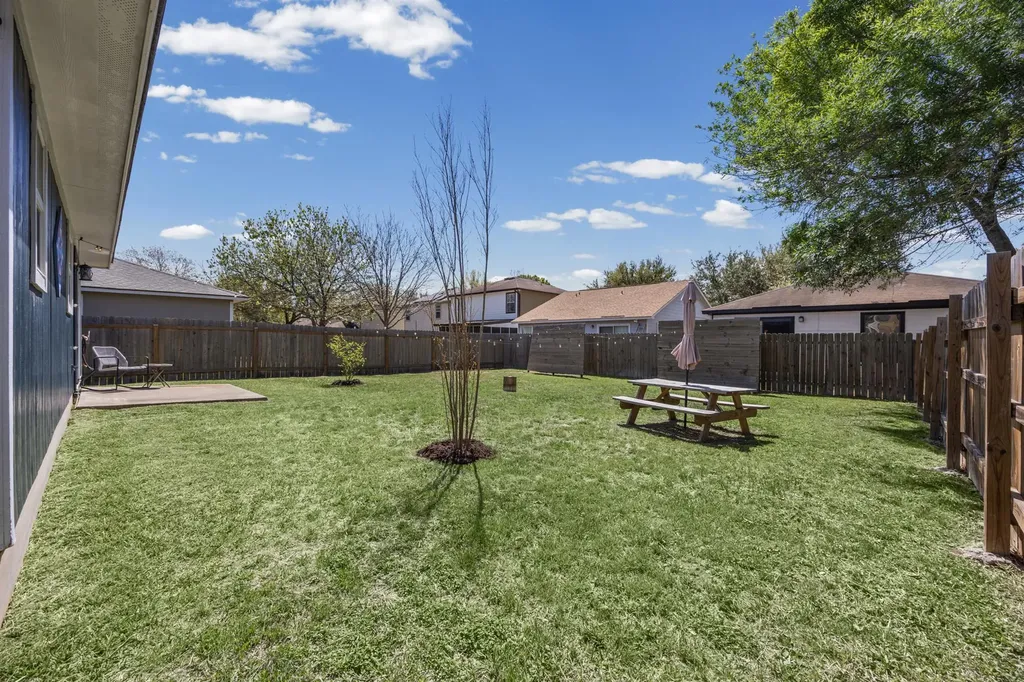 6809 Sabrina Drive Austin TX 78747