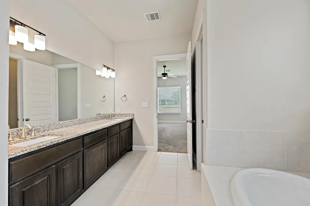 912 Isaias Drive Leander TX 78641