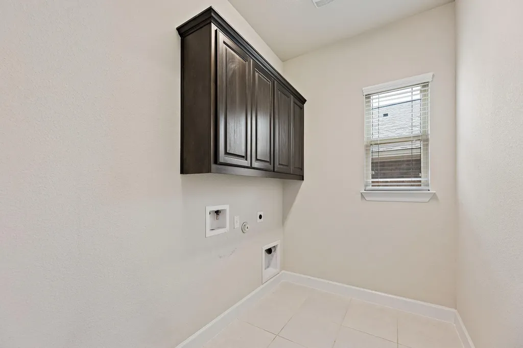 912 Isaias Drive Leander TX 78641