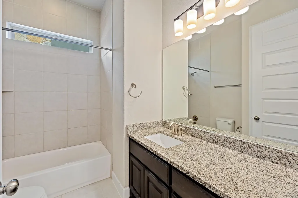 912 Isaias Drive Leander TX 78641
