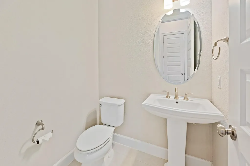 912 Isaias Drive Leander TX 78641