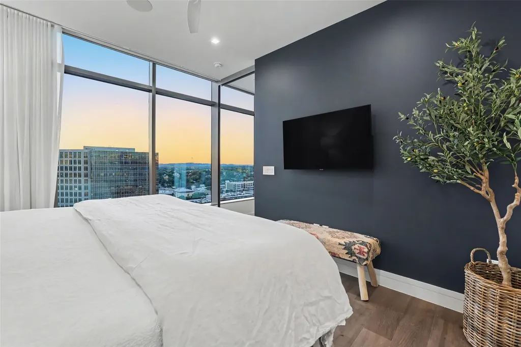 501 West Avenue Austin TX 78701