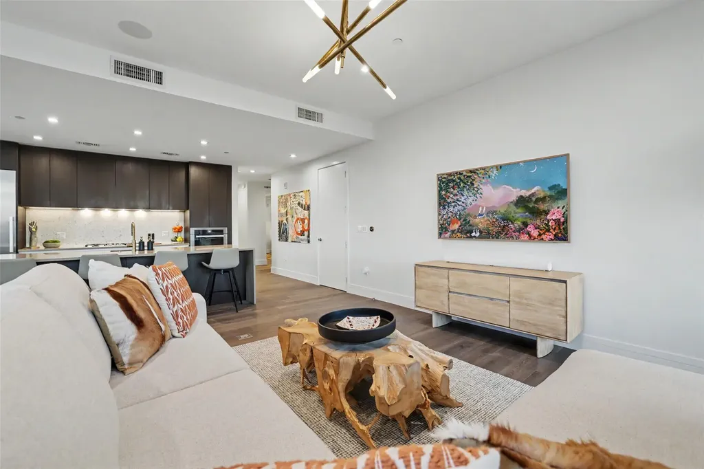 501 West Avenue Austin TX 78701