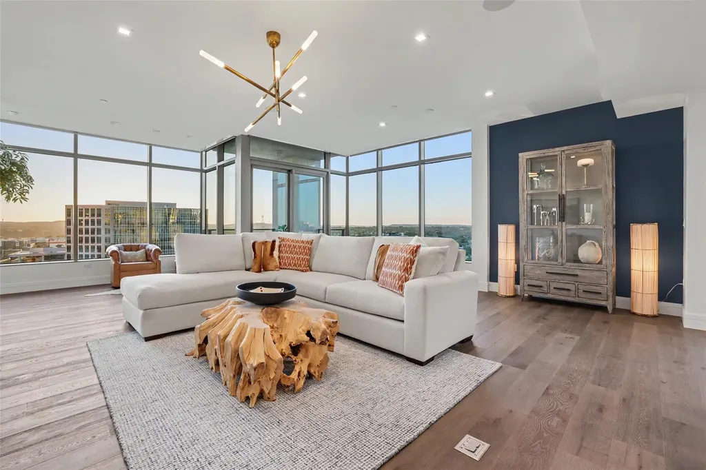 501 West Avenue Austin TX 78701