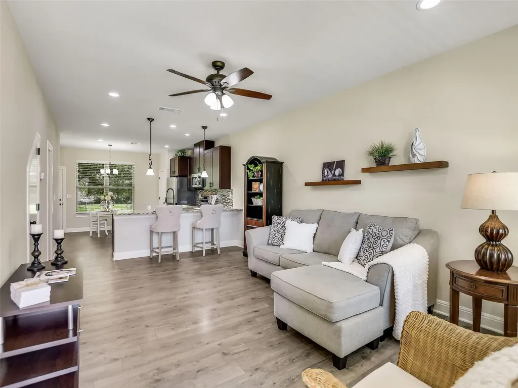 18803 Hogan Circle Lago Vista TX 78645