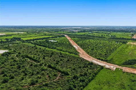 30241 Burton Cemetery Road Waller TX 77484