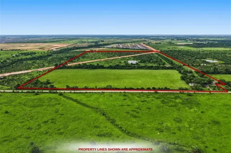 30241 Burton Cemetery Road Waller TX 77484