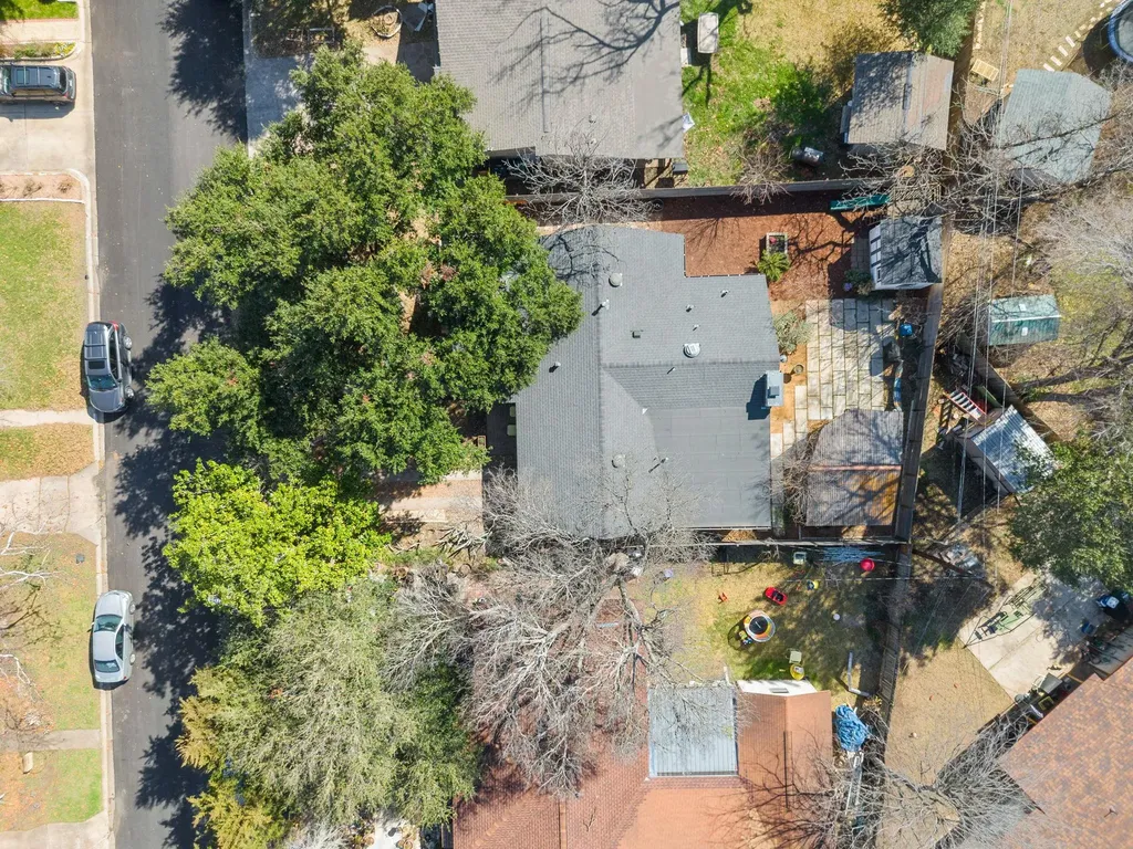 6304 Peggy Street Austin TX 78723