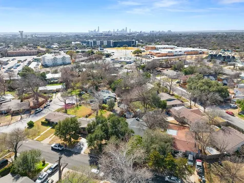 6304 Peggy Street Austin TX 78723