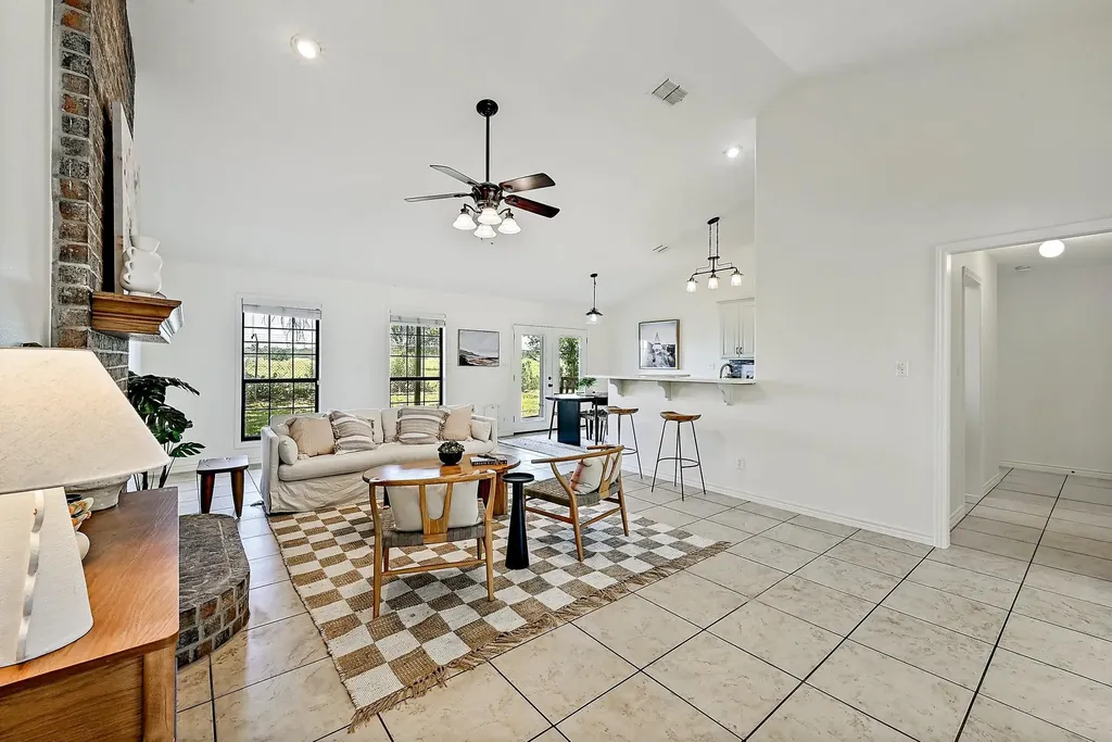 188 Turkey Run Marble Falls TX 78654