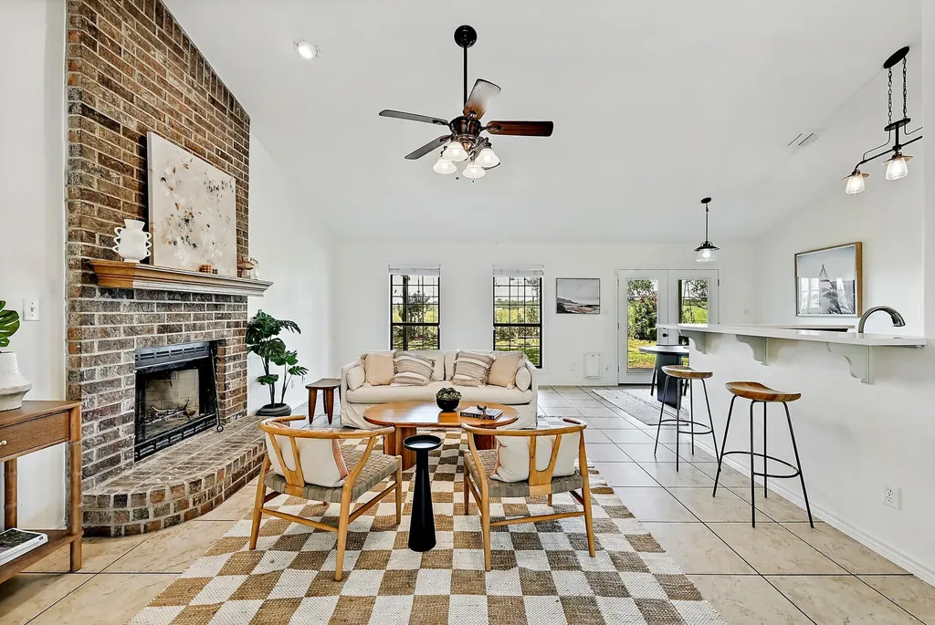 188 Turkey Run Marble Falls TX 78654