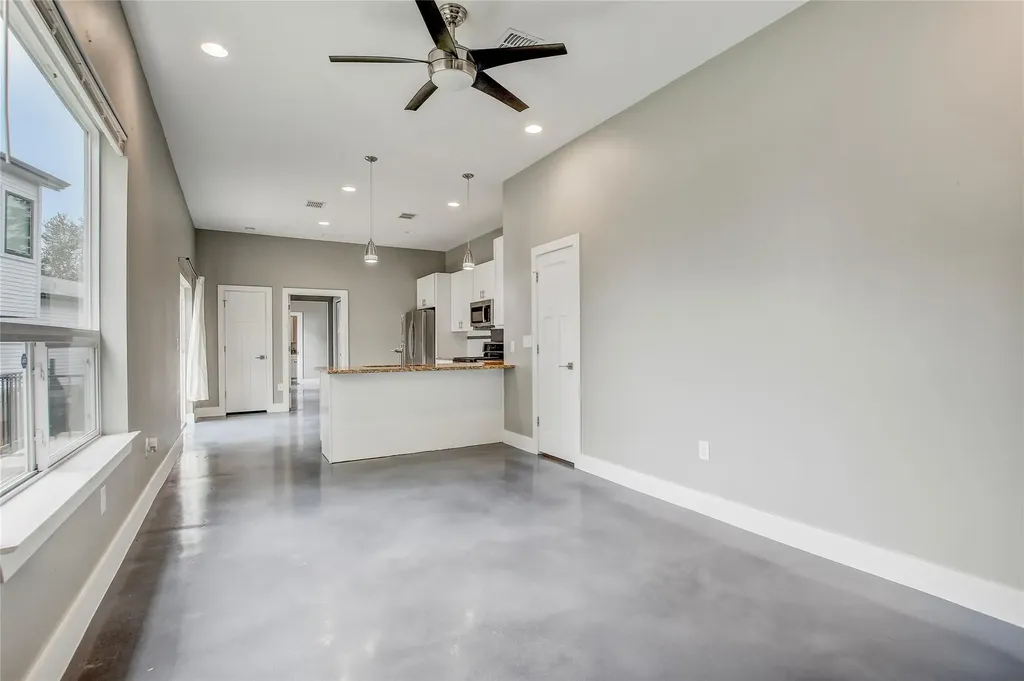 5109 Lott Avenue Austin TX 78721
