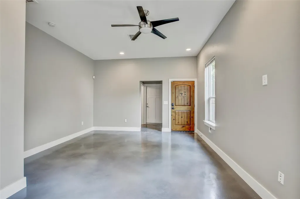 5109 Lott Avenue Austin TX 78721