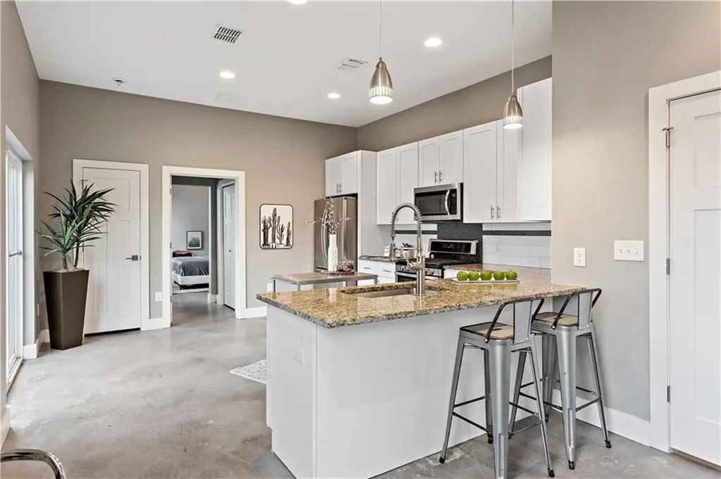 5109 Lott Avenue Austin TX 78721