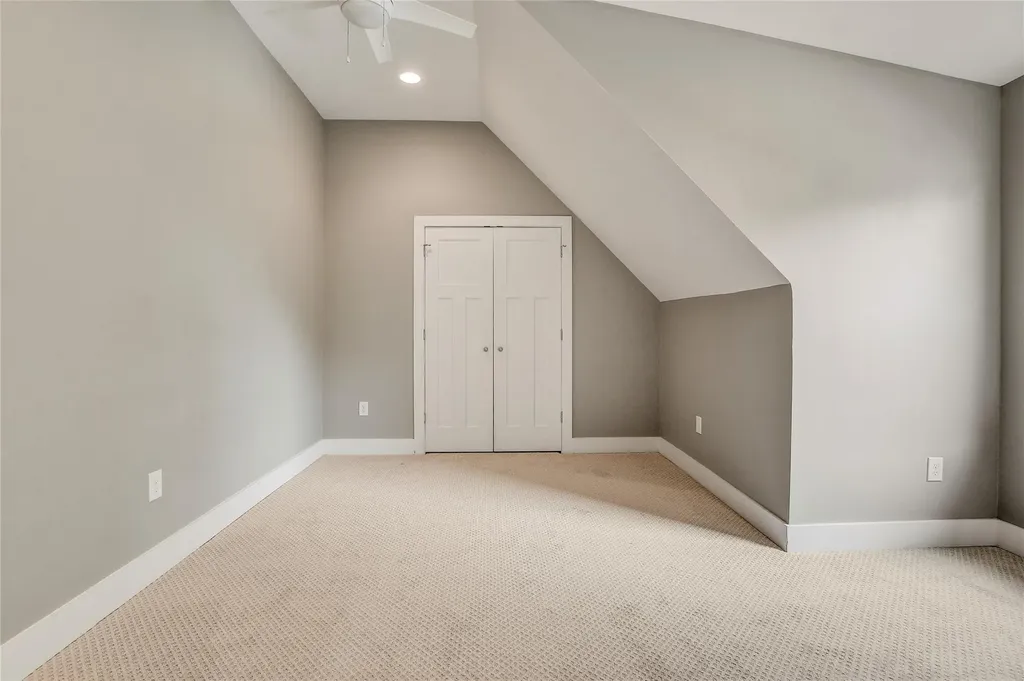 5109 Lott Avenue Austin TX 78721