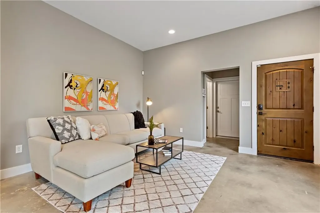 5109 Lott Avenue Austin TX 78721