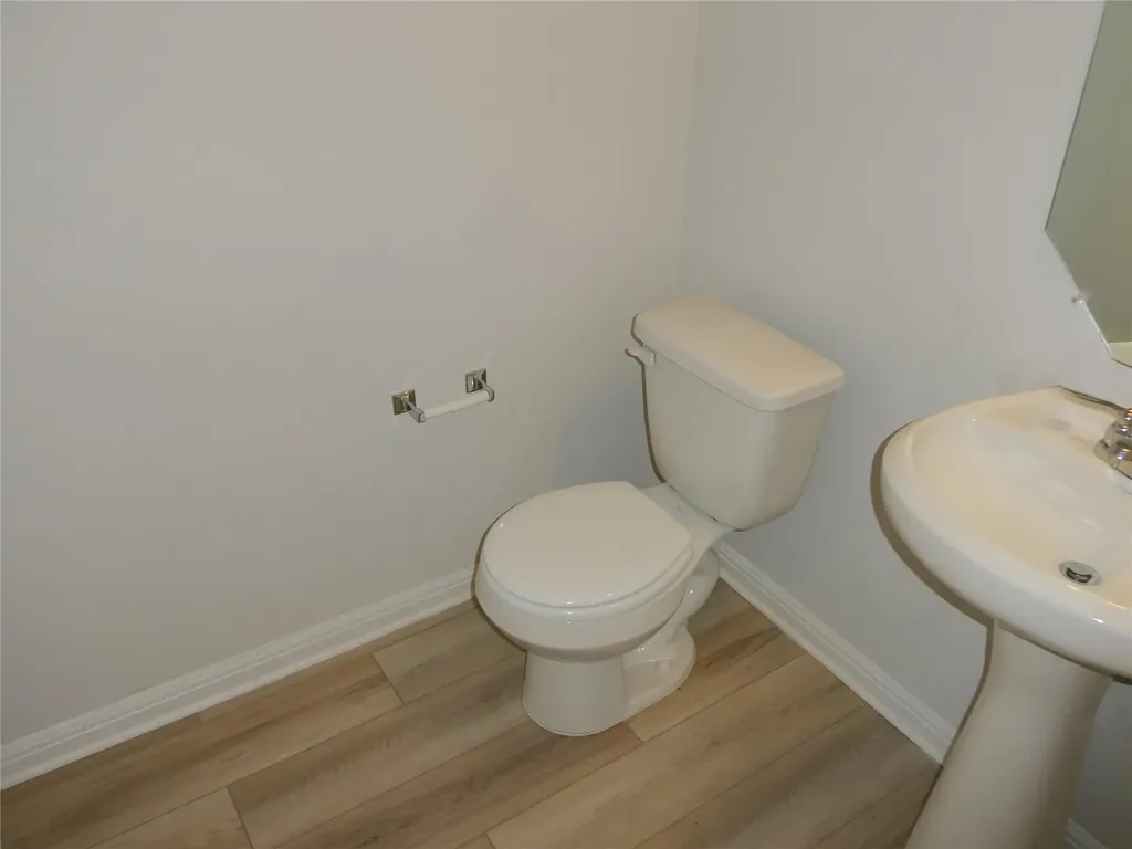10906 Sentinel Drive Austin TX 78747