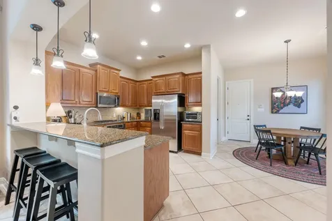 2813 University Club Drive Austin TX 78732