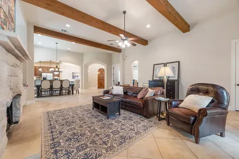 2813 University Club Drive Austin TX 78732