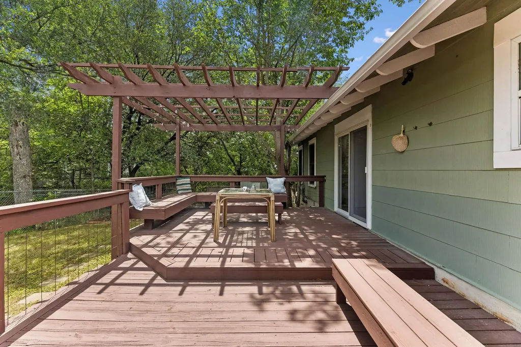 1804 E 39th Street Austin TX 78722