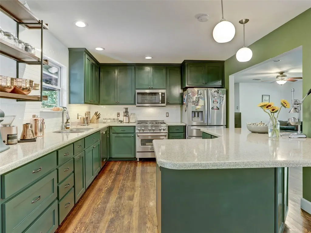1804 E 39th Street Austin TX 78722
