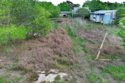 2603 Tx-71 Highway La Grange TX 78945