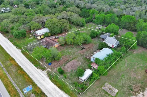 2603 Tx-71 Highway La Grange TX 78945
