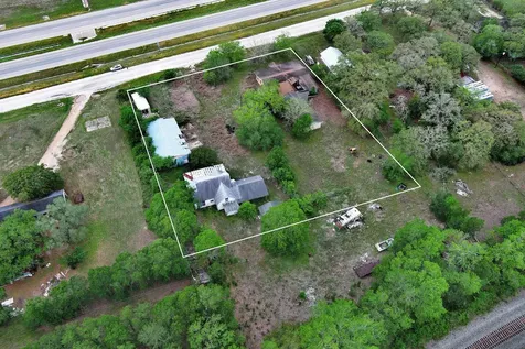 2603 Tx-71 Highway La Grange TX 78945
