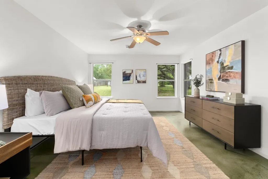 9104 Elm Creek Cove Austin TX 78736