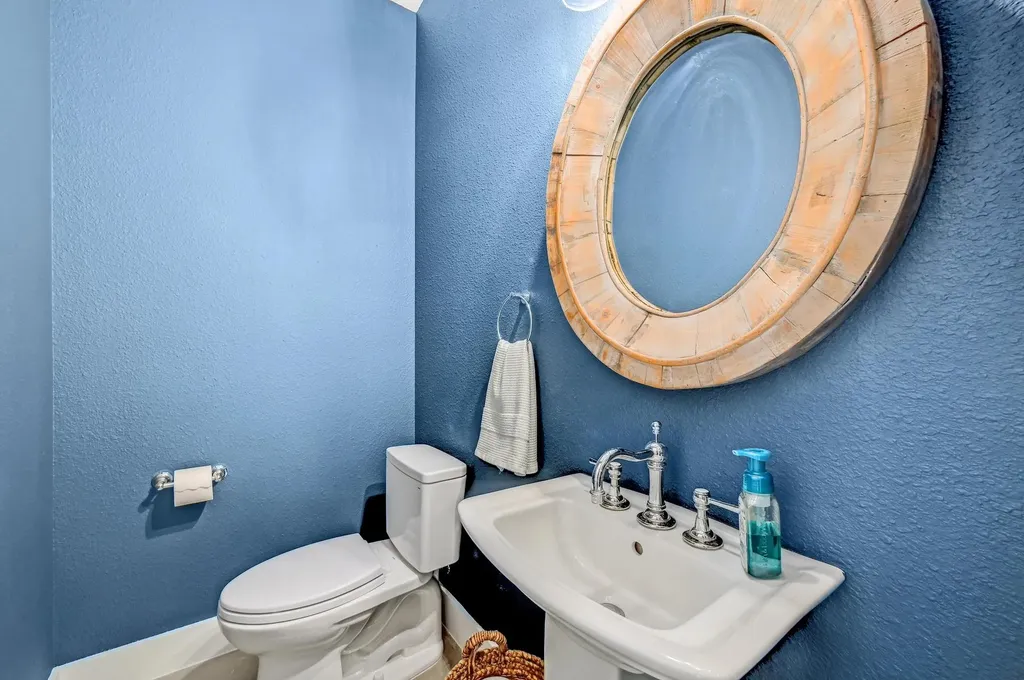 1668 Rocky Road Blanco TX 78606
