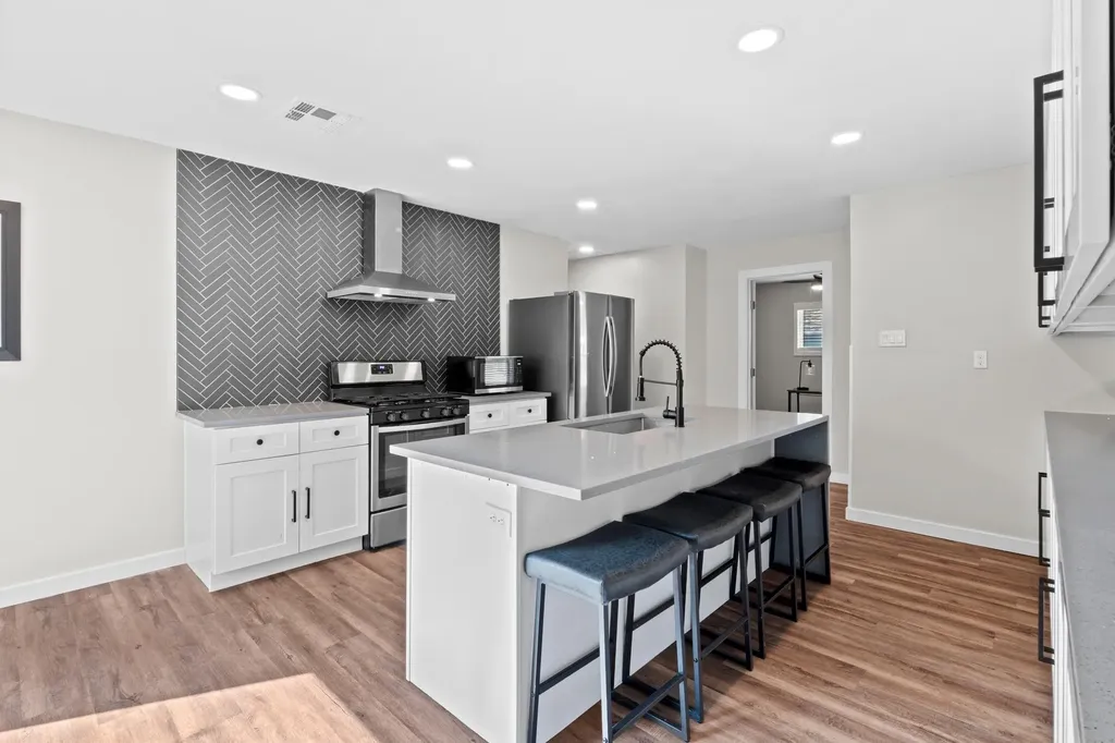 11811 Rotherham Drive Austin TX 78753