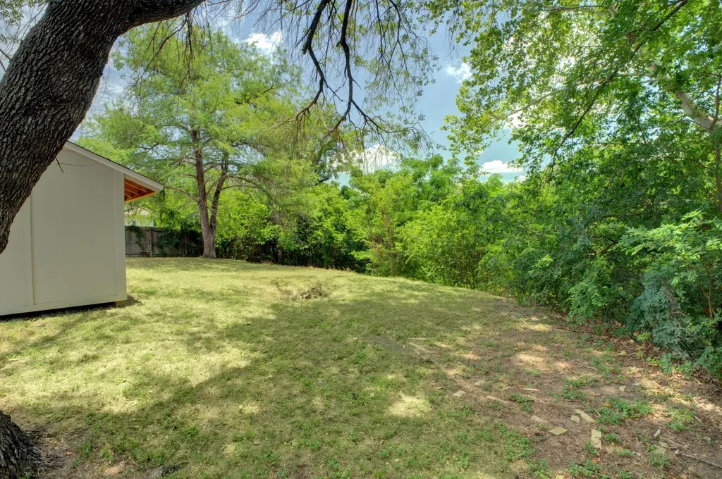 11811 Rotherham Drive Austin TX 78753