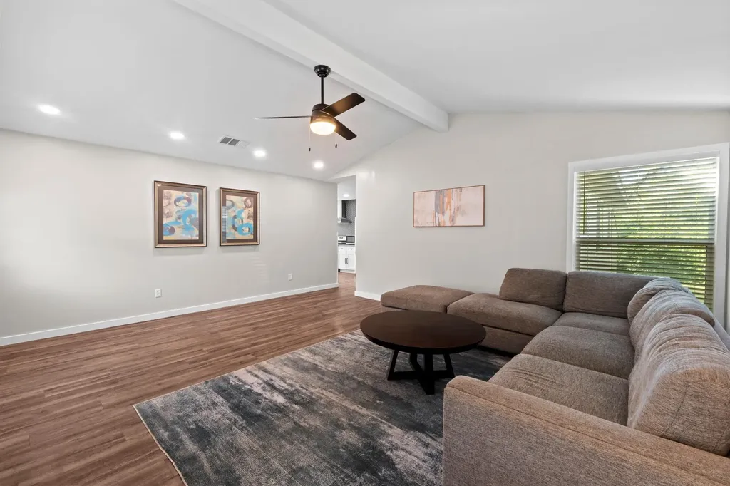 11811 Rotherham Drive Austin TX 78753