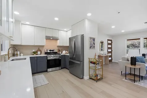 11805 Pollyanna Avenue Austin TX 78753