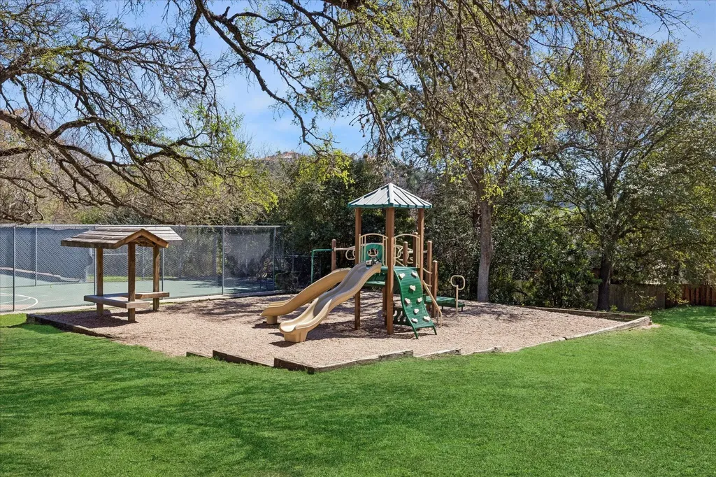 6602 Mesa Hollow Drive Austin TX 78750