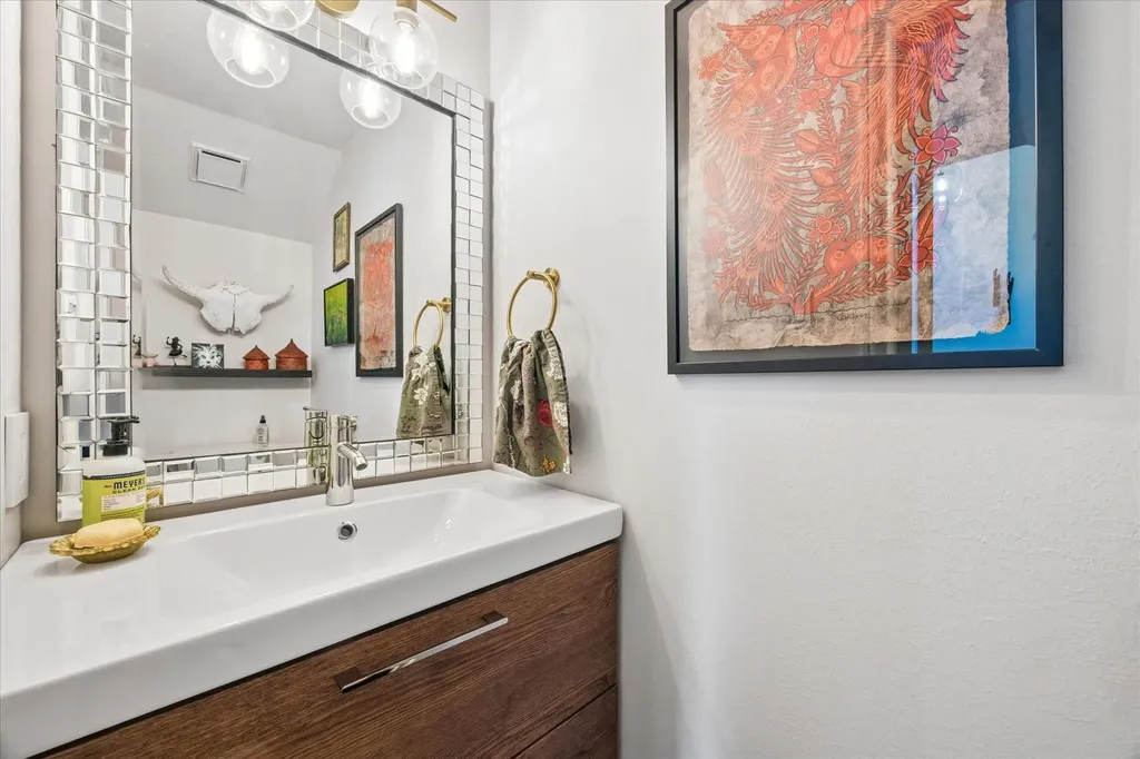 6602 Mesa Hollow Drive Austin TX 78750