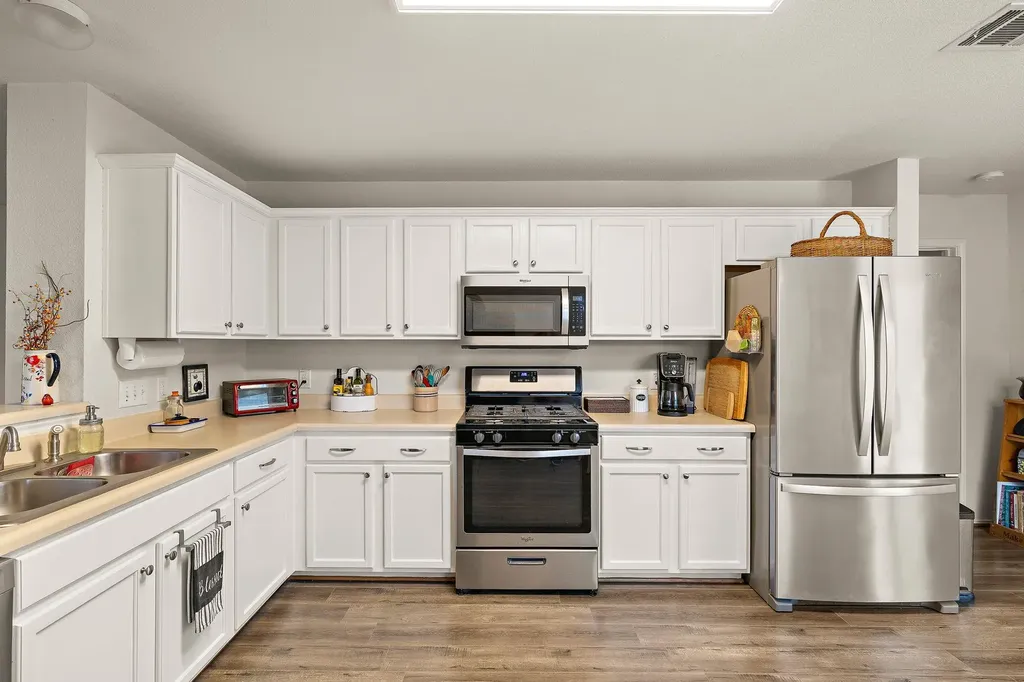 1113 Burgess Drive Leander TX 78641