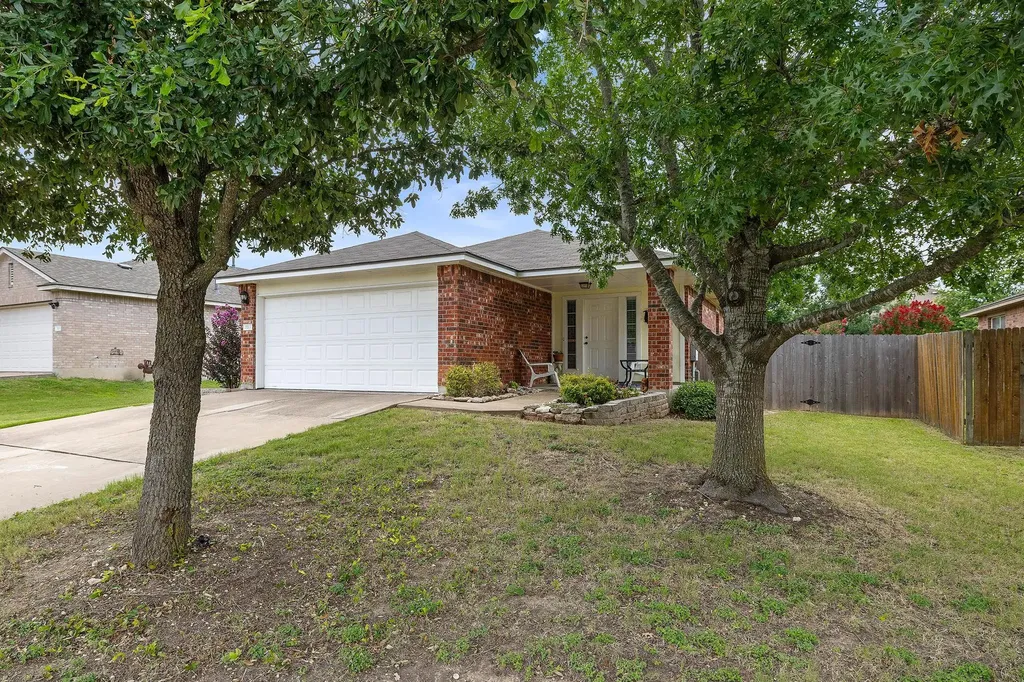 1113 Burgess Drive Leander TX 78641