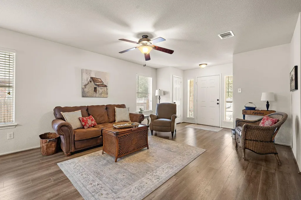 1113 Burgess Drive Leander TX 78641