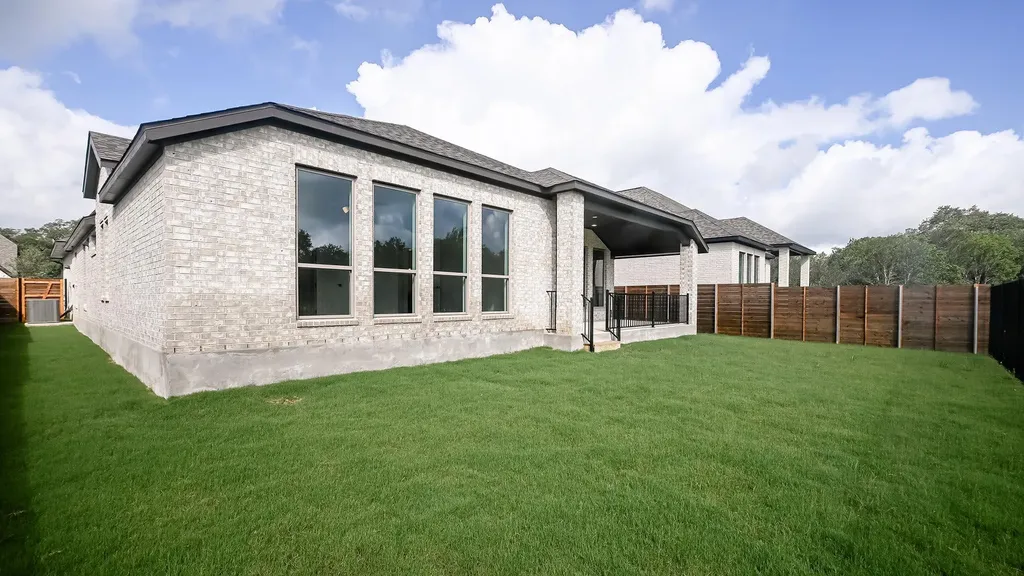 238 Melody Road Lockhart TX 78644