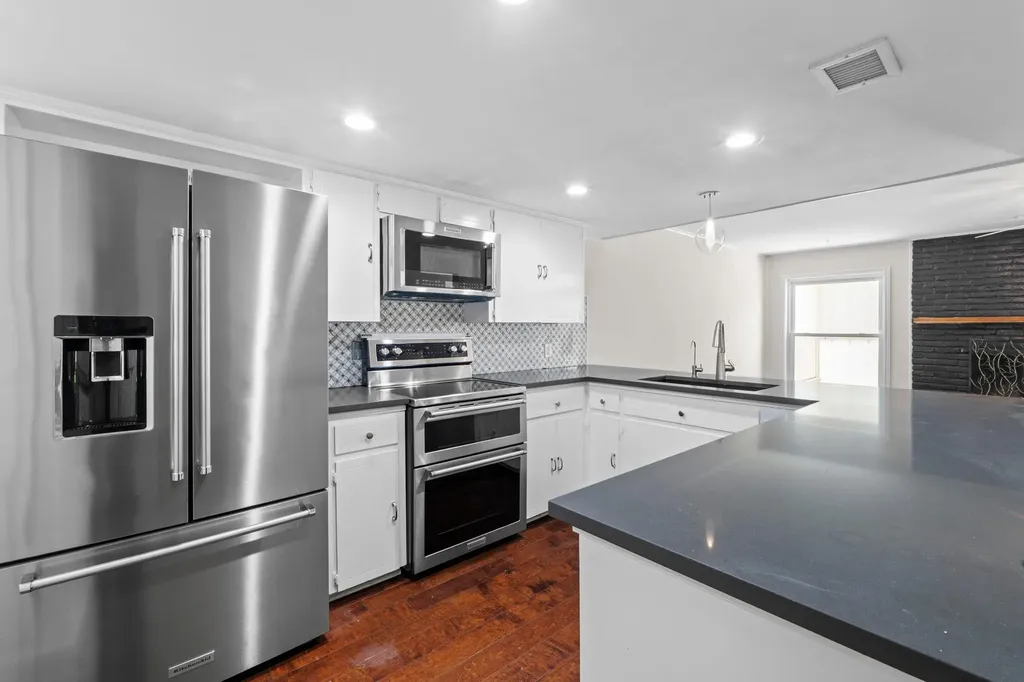 3966 Far West Boulevard Austin TX 78731