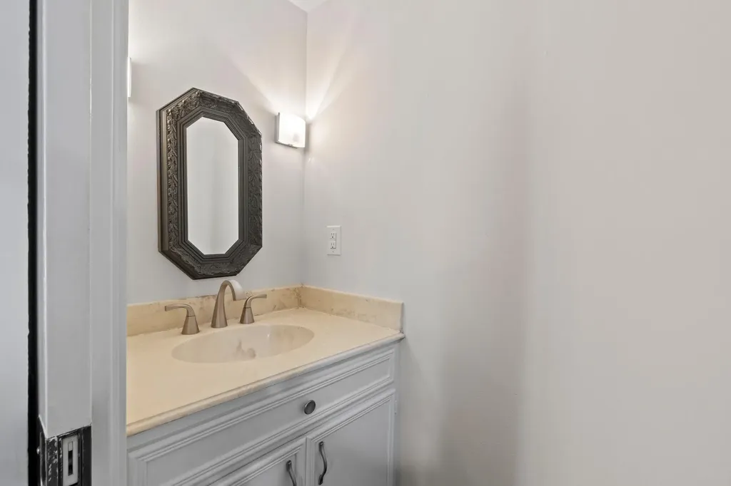 3966 Far West Boulevard Austin TX 78731