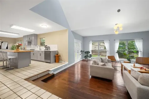 10511 Tweedsmuir Drive Austin TX 78750